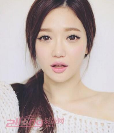 日系风圆脸女生甜美发型图片_女士美发_妆美扮靓_爱靓网