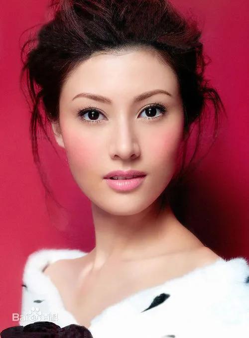 李嘉欣惊艳写真照