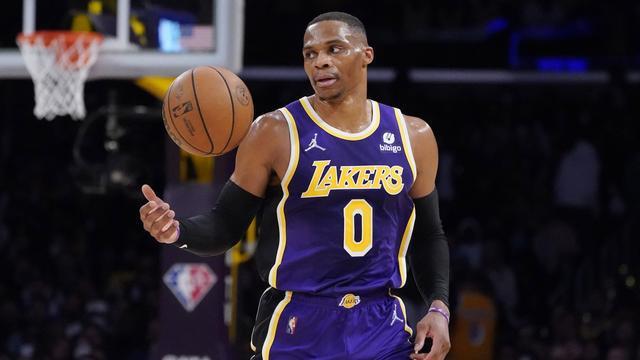 拖湖人后腿了威少发文表坚决引热议名记嘲讽你让我想起一人