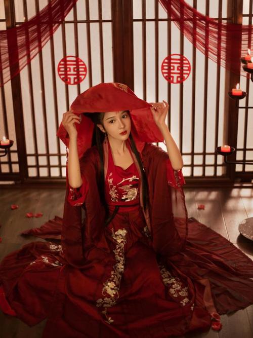 汉服古风:我一早就知道,盖了这红盖头,便不能回头了