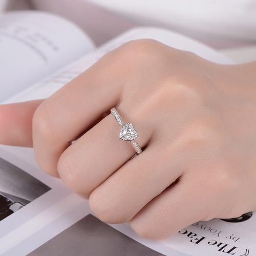 白18k金钻石戒指