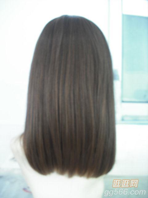 求齐发尾的中长直发的发型图片