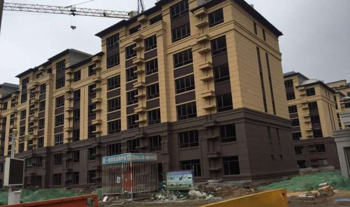 薛城区薛城新兴地段 鸿鑫俊景 334平米