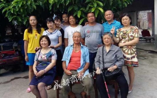 嫁到四川58年没回过老家 自贡八旬老人回云南寻亲人
