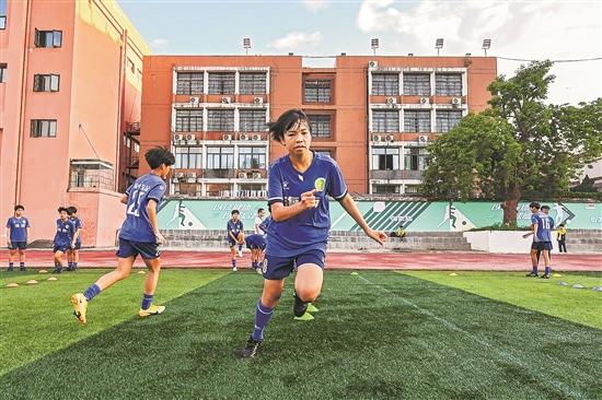 从琼中女足看体教融合密码