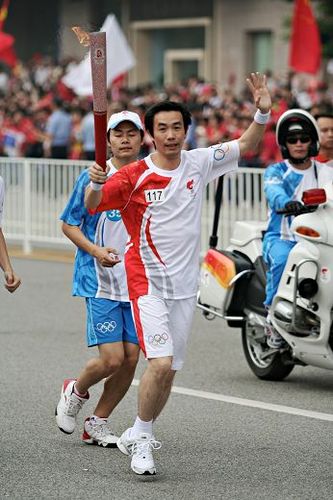 广州日报陈伟胜:报道奥运全运 搜狐一网打尽; 惠东陈伟胜照片 惠东