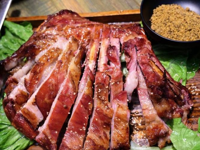 呼伦贝尔旅游各地特色美食及住宿攻略