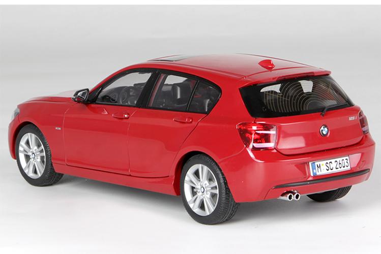 paragon 1:18 bmw宝马1系125i 两厢轿车 合金高仿真静态汽车模型 红色