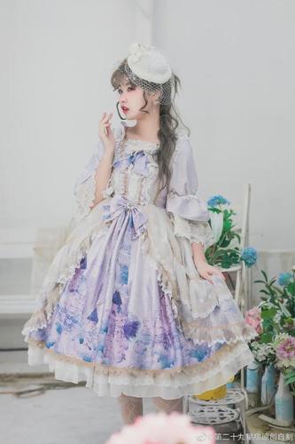 lolita花花世界