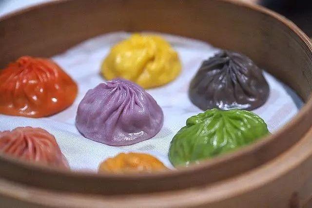 除了甜食,咸口的包子也可以变彩虹