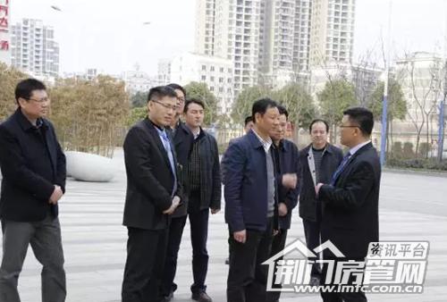 荆门市市委常委赵俊莅临荆门万达广场视察工作