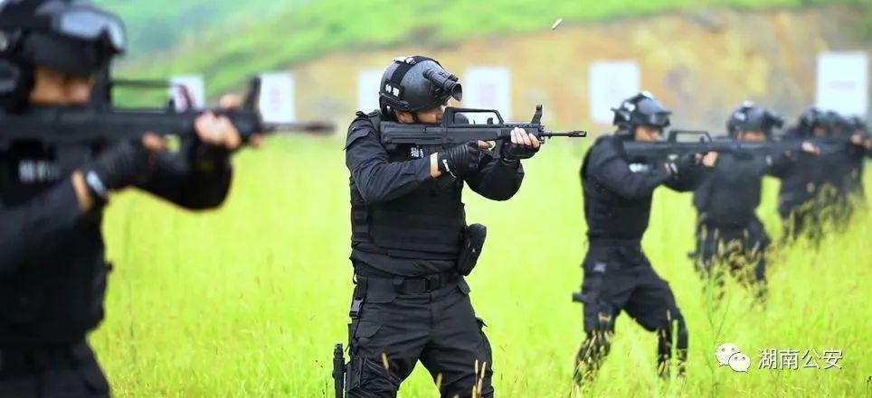 政治建警邵阳公安猎豹突击队大片来袭超燃