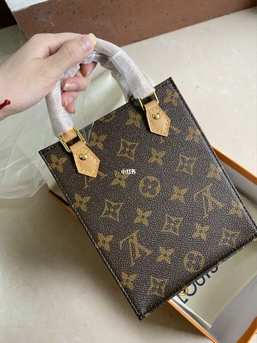 tote风琴包 出这个_风琴包_tote_迷你_路易威登怎么样_相机_lv风琴包