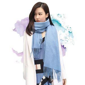 蓝色围巾女冬雾霾蓝