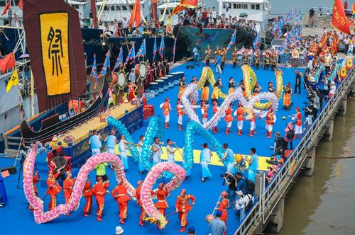 虾峙镇第七届渔民文化节祭海大典今天举行!这种大场面你绝对不能错过