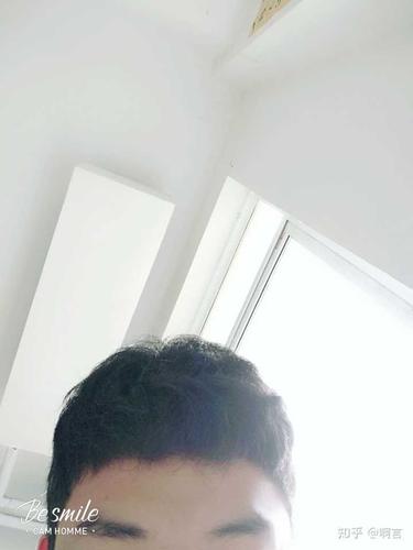 男生自然卷什么发型好看