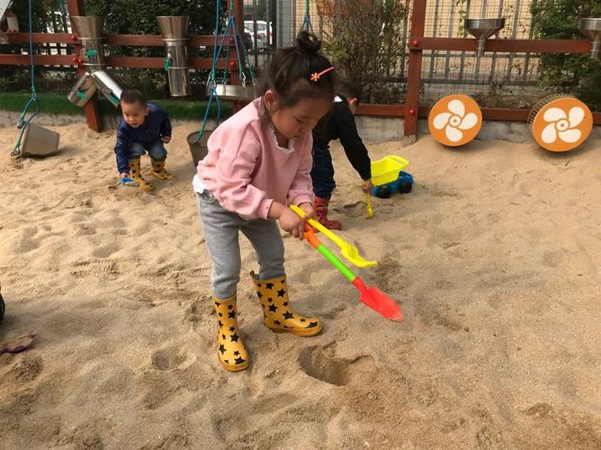 沙地寻宝-活动花絮 - 常州市天宁区新城逸境幼儿园