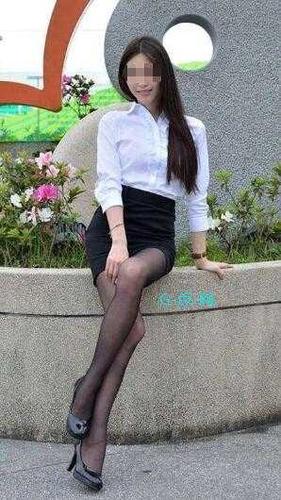 麻豆md传媒最新女郎沈芯语演绎女教师,当遇上体育系的