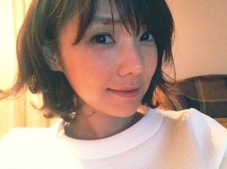 女星仓科加奈为新剧遗憾的丈夫剪掉长发