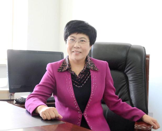 临沂市教育局局长 陈海玲在新冠肺炎疫情肆虐的超长假期里,你们关注