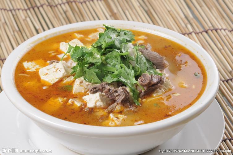 狗肉炖豆腐图片