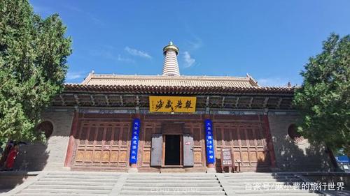 张掖有座西北唯一皇家寺院,藏着中国最大室内卧佛,从不收香火钱