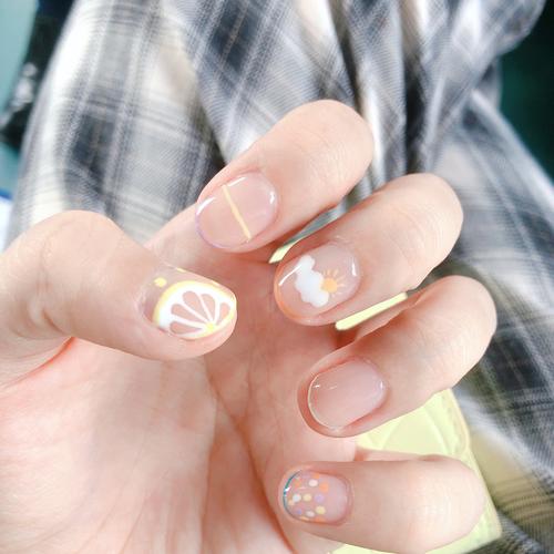 可爱短圆甲_美甲_美妆_美甲