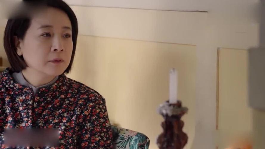 姥姥的饺子馆姜桂芳向死去的丈夫诉苦好姐妹在一旁泣不成声