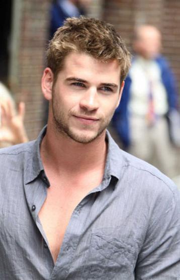 有人知道liam hemsworth,并且喜欢他的吗