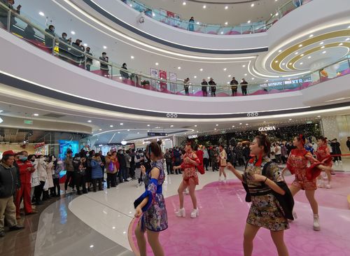 周口首家万达广场开业了