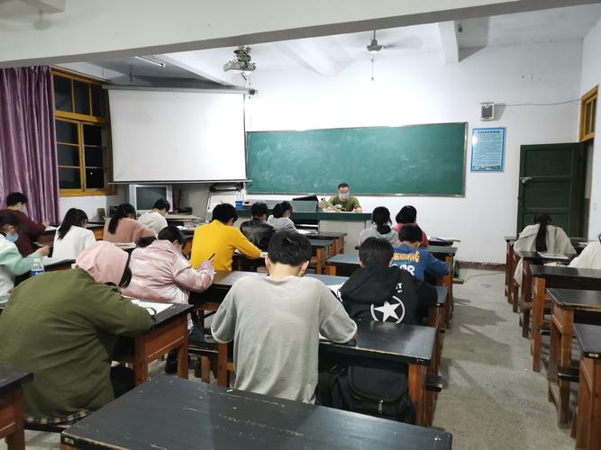 石陂中学开学第一天〗平安校园 ,与君共勉