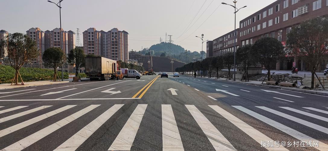 四川南充:南部县嘉陵大道