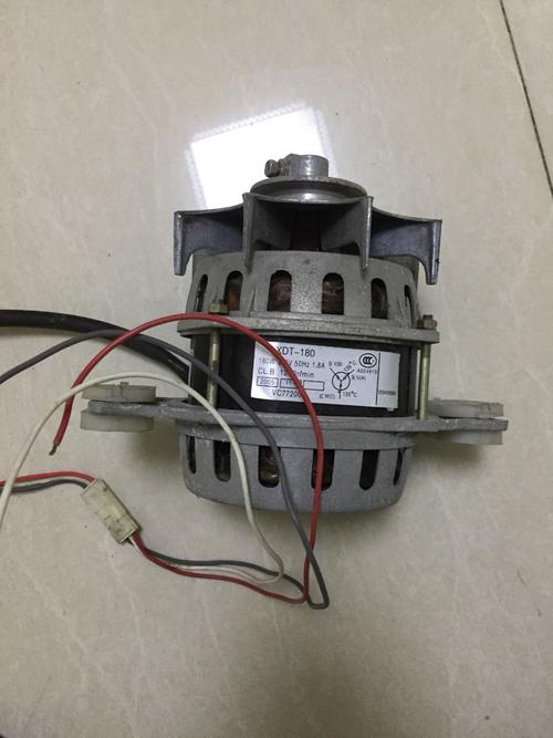 海尔变频洗衣机的电机三根线,白v(b),红w(c)135度,灰u