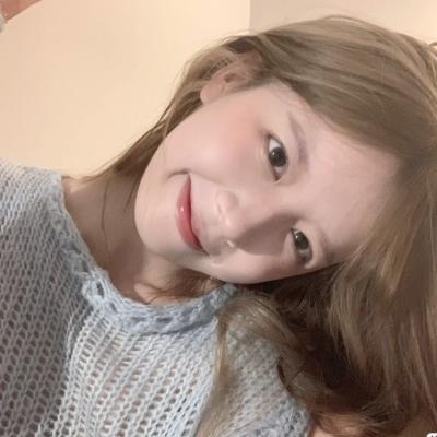 顾柒颖 ins风格个性真人女头自截_女生头像_我要个性网
