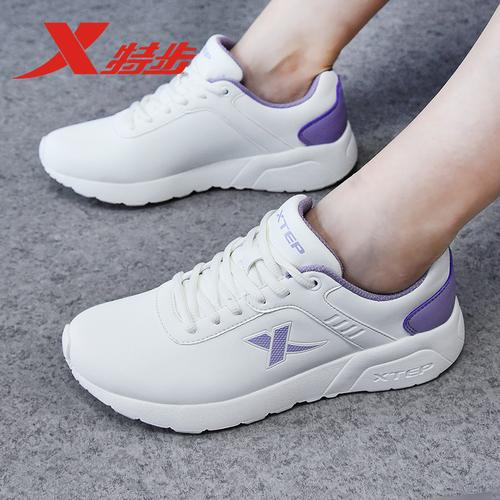 特步女鞋跑步鞋2021夏季新款皮面跑鞋秋季休闲轻便女士运动鞋女