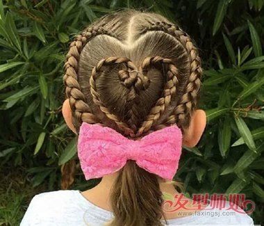 如何绑斜着的蝎子辫 儿童梳头蝎子辫_发型师姐