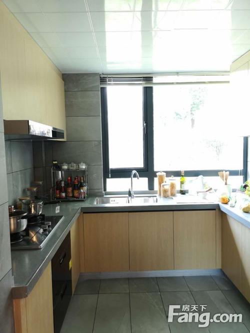 开福区湘江 浏阳河旁配套齐全环境优美新房免佣