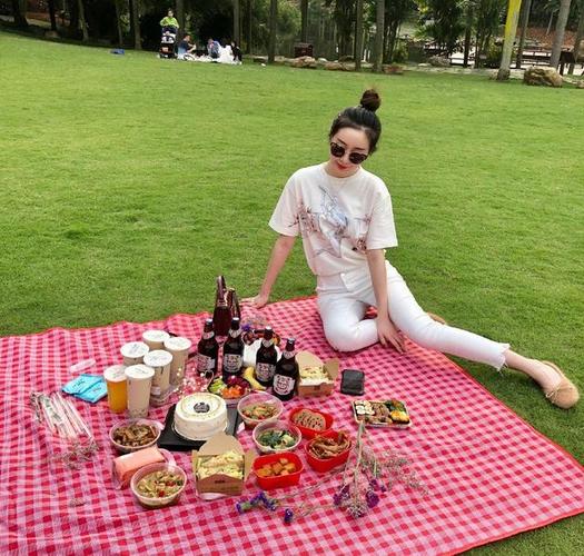 上海几个知名的名媛生活照曝光,看看他们平时的生活