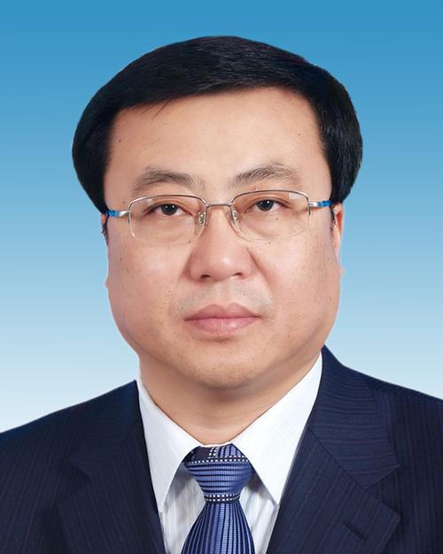 现任新疆维吾尔自治区党委常委,组织部部长.