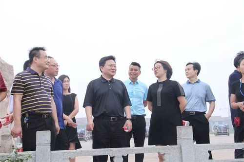 7月20日上午,在滦州古城巡滦府召开座谈会,滦县政府副县长刘翠萍