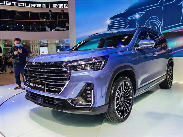 捷途x90plus亮相比瑞虎8还要大20t254匹或14万