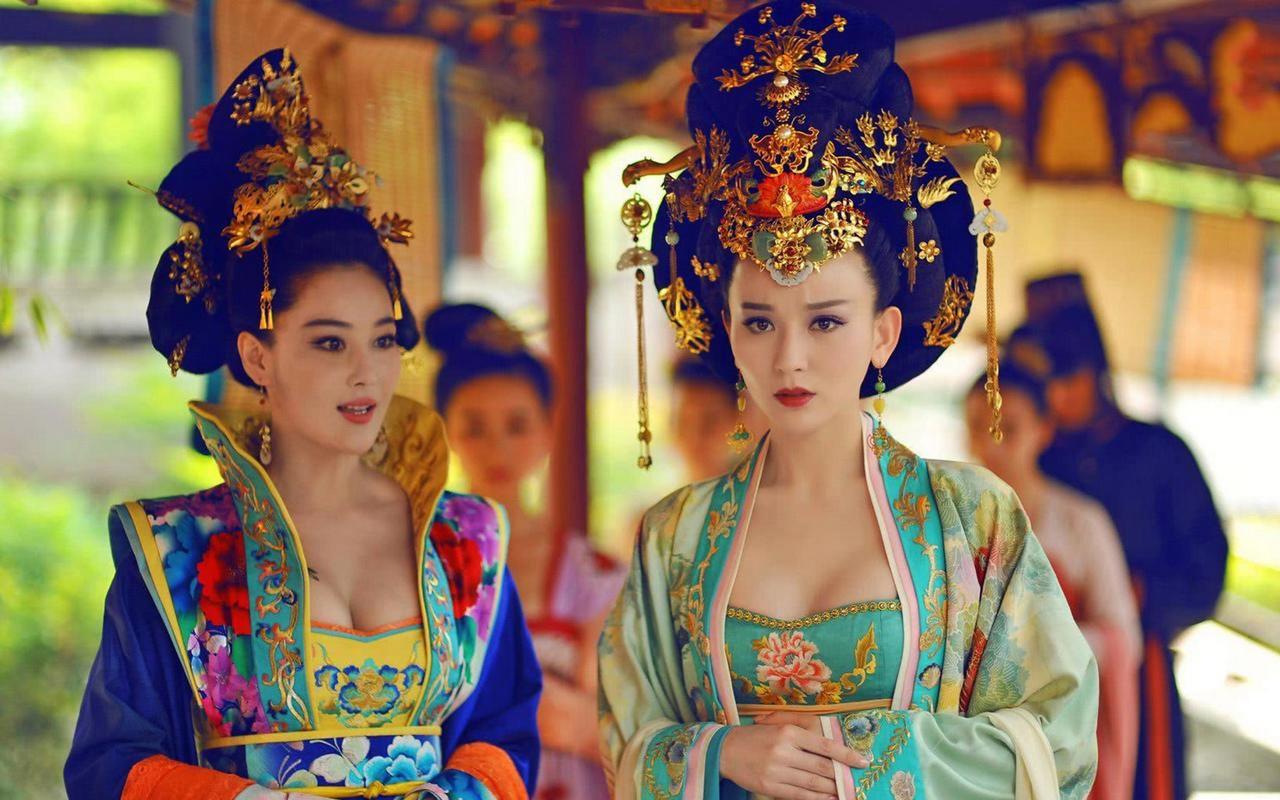 武则天迫害王皇后和萧淑妃,李治身为大唐帝王,为何不出手相救?