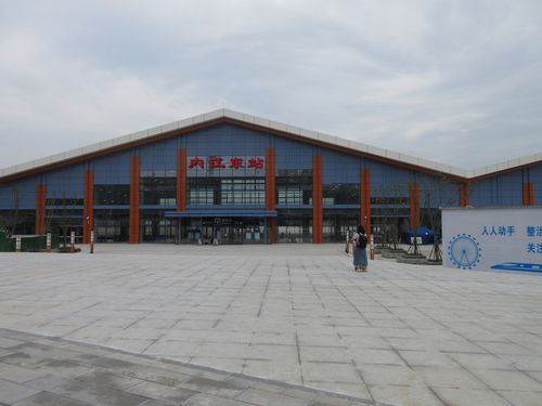绵泸高铁内江东站5图