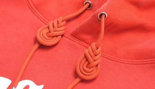 卫衣绳子的花样系法衣服带子怎么打结教程