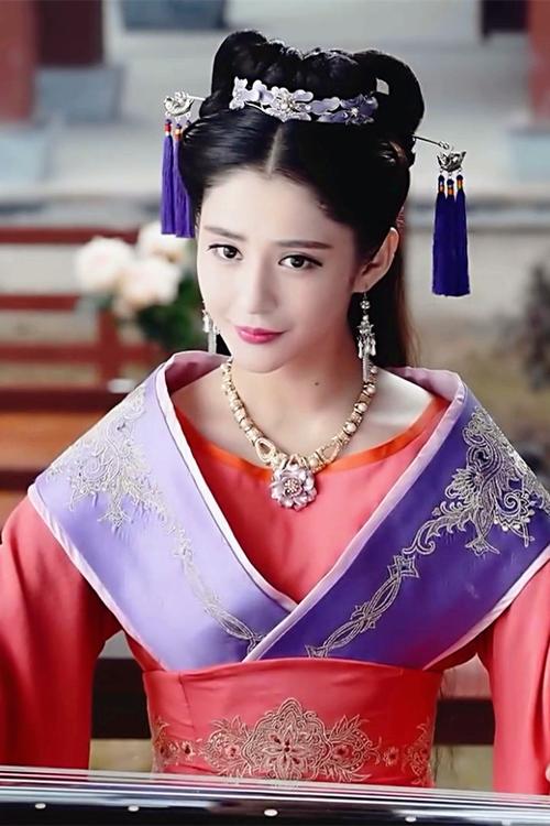 锦绣未央-李长乐-李心艾饰