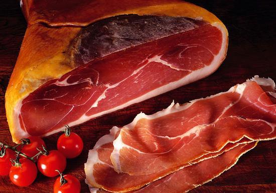 双语西班牙火腿成中国餐桌新宠