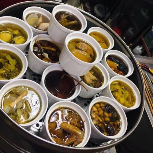 沙县小吃炖汤的升级开始- - -鳄鱼炖汤