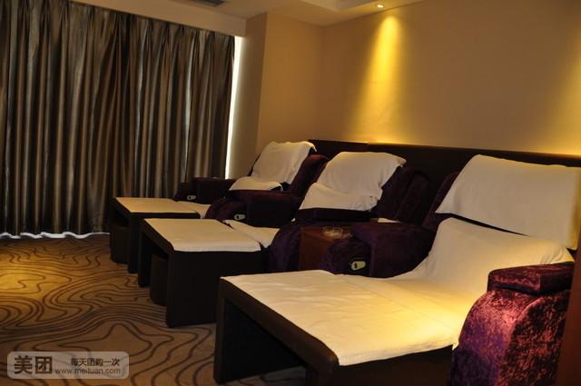 清远聚龙湾利鑫国际酒店