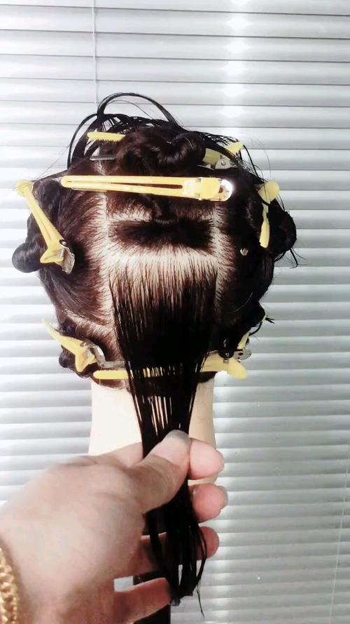 标准杠_美发_博艺美发学院_时尚_发型