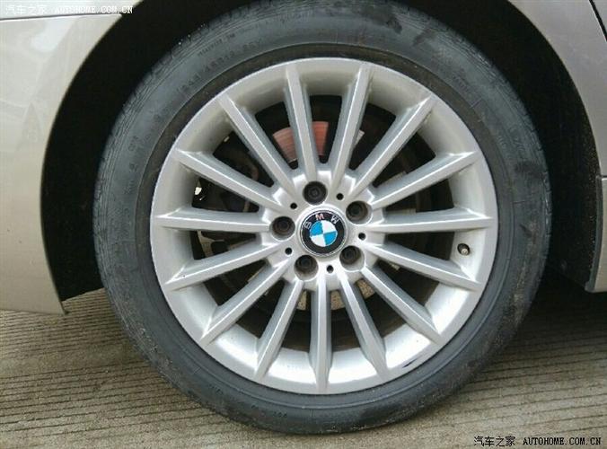 关于宝马防爆轮胎使用多少公里就要换? 附上空姐妮子